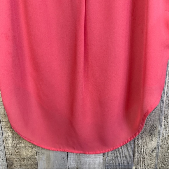 Three Pink Hearts Trixxi Size Large V-Neck Light Weight Peach Color Tank… - Picture 4 of 6